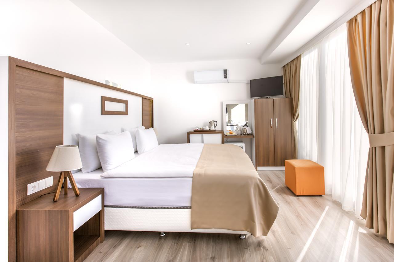 Demir Suit Hotel Kusadası Exteriör bild